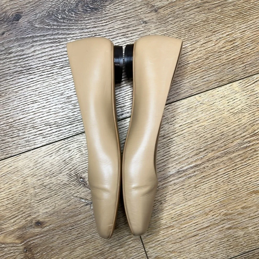 Everlane The 90’s Square Toe Tan Leather Heels Size 6 1/2 - Picture 4 of 9